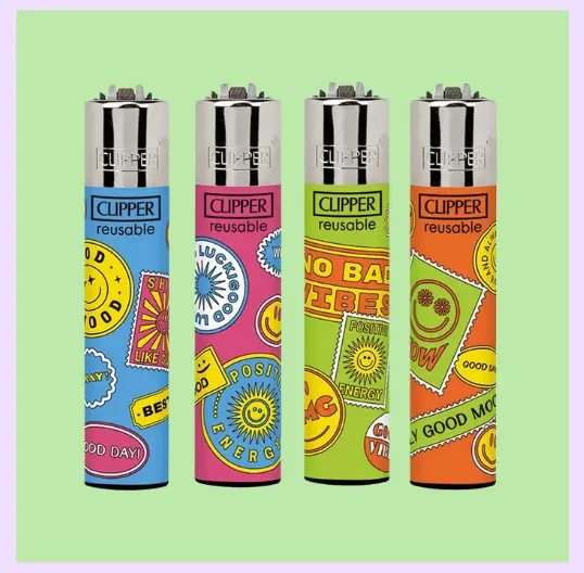 Boite de 24 clippers de dimension 8 × 11 × 7,5 cm